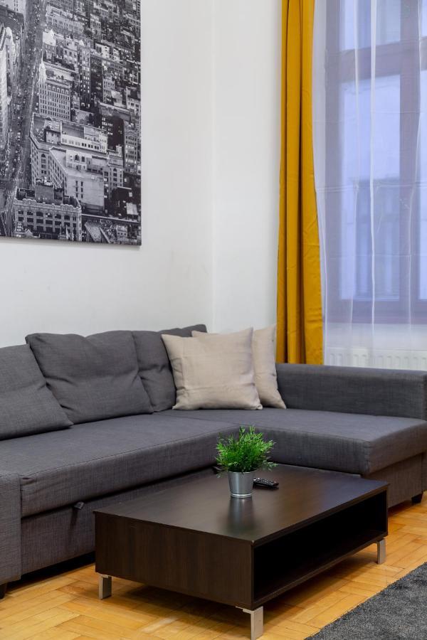 Dowtown Home In The Gozsdu Garden Budapesta Exterior foto