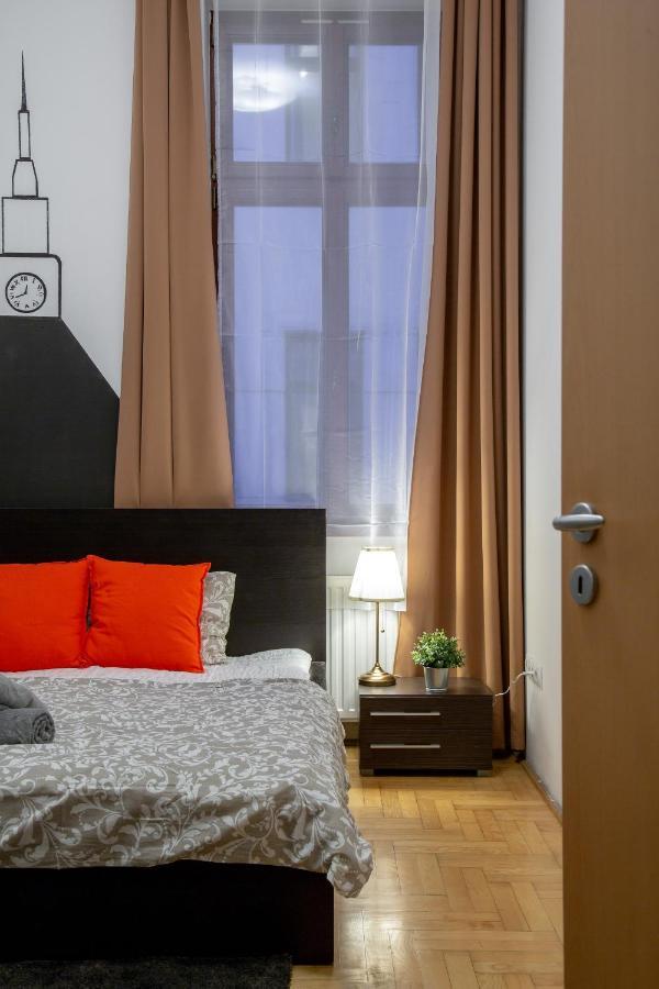 Dowtown Home In The Gozsdu Garden Budapesta Exterior foto